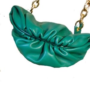 GREEN Clinch PU Gold Chain BELT Bag-EUC